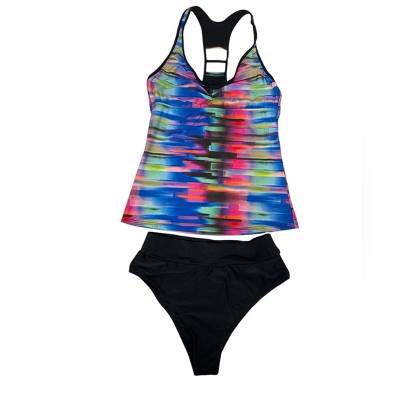 Sporty Tankini bikini - Picture 1 of 6